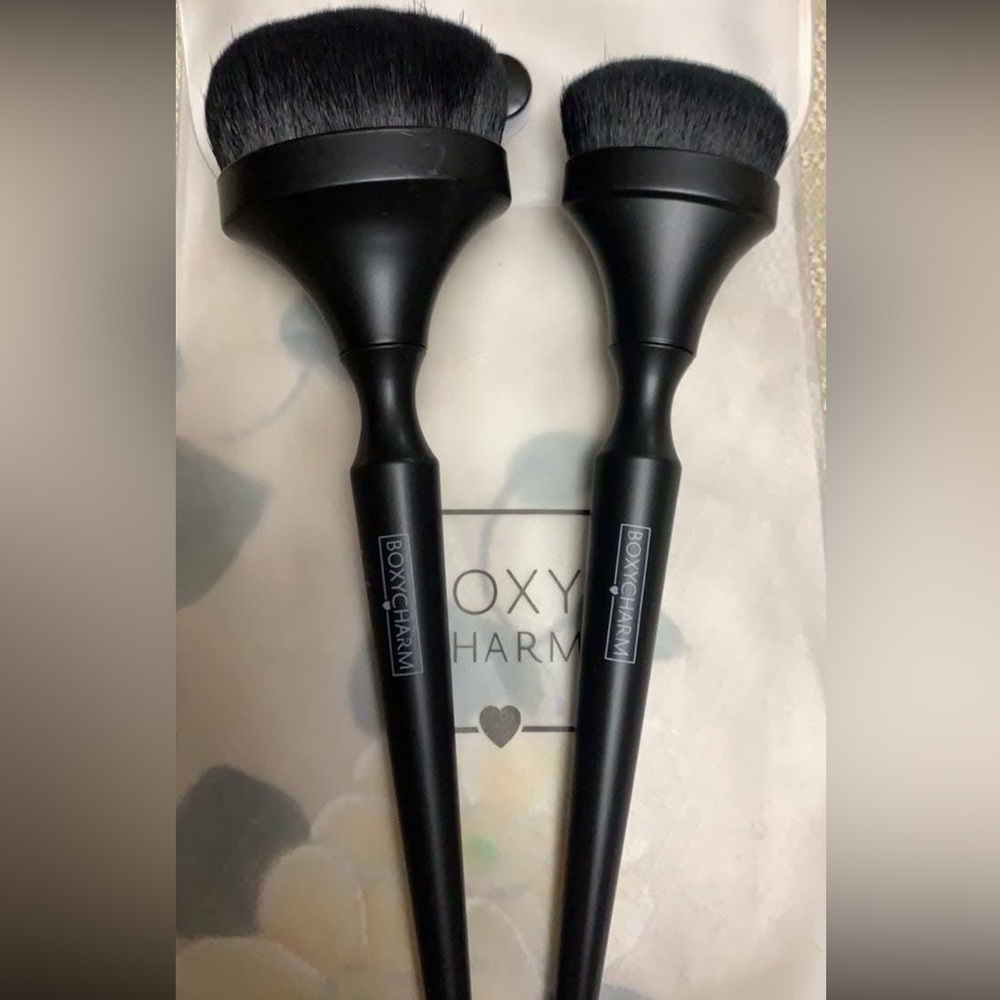 Boxycharm x Complex Culture Plush Powder & Contour Brush Set - Black (2pc